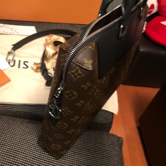 Sold 💰 ! Louis Vuitton Porte documents jour - Picture 4 of 7